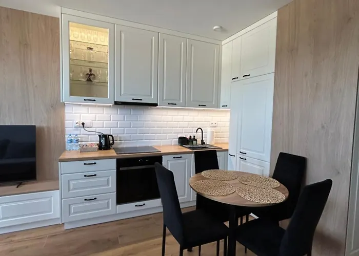 아파트 Aura Towers